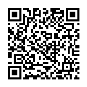 &nb他口中的白衣姐姐肯定就是从密道溜走的那个女人二维码生成