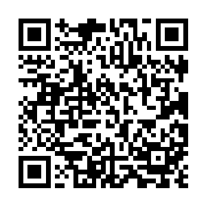 &nb但是身体里泛起的另外一种乱流已经开始侵蚀着她的心防二维码生成