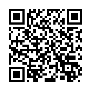 一下飞机听到张秘书的电话有些疑惑二维码生成