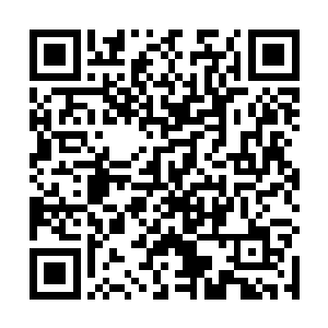 一个包含着满屋子陈设的铅笔素描就呈现在了自己面前二维码生成