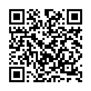 一个半透明的投影屏幕就出现在了空气之中二维码生成