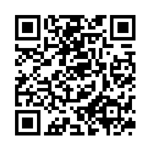 一个娇小玲珑的身影从方运的饮江贝中出现二维码生成