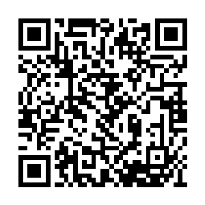 一个巨大的紫sè的巨人凭空出现在了对方的面前二维码生成