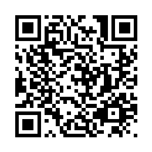 一个带着一张挡住他上半张脸的帽子二维码生成