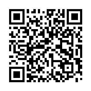 一个庞大的身影已经挡在了阿克班的面前二维码生成