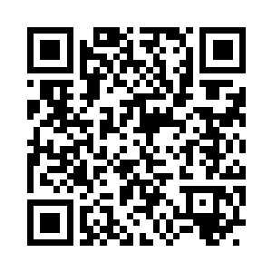 一个恐怖的血色的如同大山一般的物体缓成型二维码生成