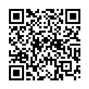 一个母亲看到自己的孩子被重物给压住了二维码生成