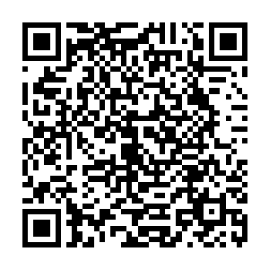 一个没事干整天想着追小姑娘的二世祖你还拿他和一个白手起家的创一代比二维码生成