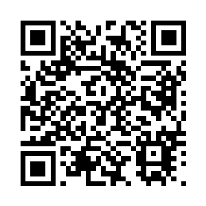 一个清脆的巴掌声在众人的耳边响起二维码生成