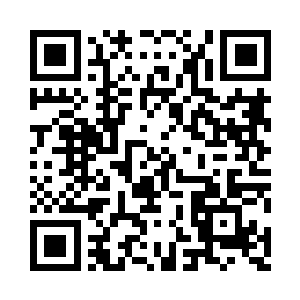 一个环绕着雷电与火焰的身影耸立在那二维码生成