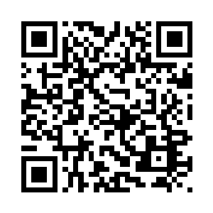 一个略显瘦小的人影缓缓走了过来二维码生成