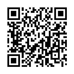 一个白色的圆球从烈阳子的手中抛出来二维码生成