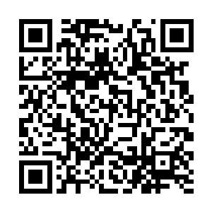 一个看起来顶多也就二十出头的小伙子竟然直呼其名二维码生成