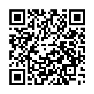 一个管家模样的中年男人已经在等候了二维码生成