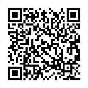 一个语速极快但吐字却含糊不清明显患有大舌头的二维码生成