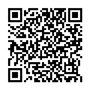 一中的小女生们简直是把他当做神一样的膜拜了二维码生成