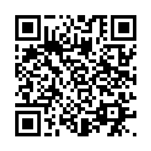 一串子弹射向了天空－－在那战士开枪的一刻二维码生成