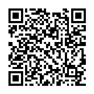 一些凶兽或冰族甚至能制造出一座小型冰山困住人二维码生成