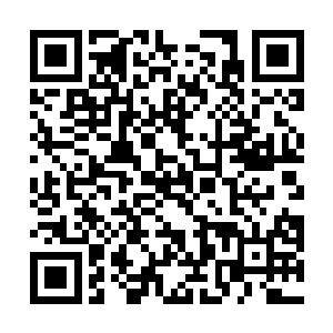 一些城市甚至因为警员数量不够而召集了地方上的警员二维码生成