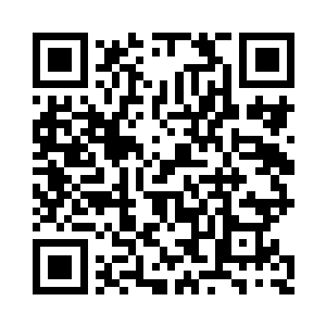 一件又一件的宝物出现在图中世界的天空中二维码生成