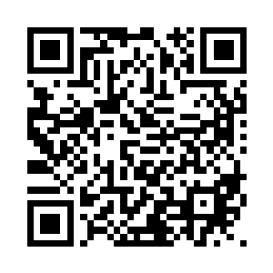 一件黑色的大衣猝不及防的甩到了她的身上二维码生成