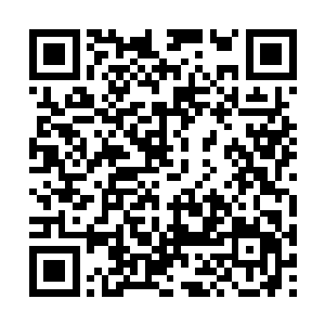 一会儿给她擦身子的时候顺便涂抹在每一个伤口上二维码生成