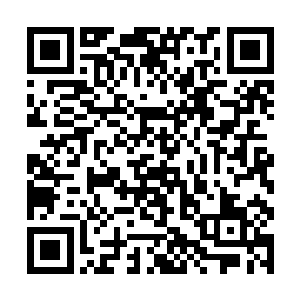 一位希腊英雄阿克泰翁不慎闯入了阿尔忒弥斯的浴场二维码生成