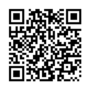 一位气宇轩昂的侍卫高喊了一声鸣鞭二维码生成