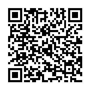 一分钟之内就能找到三五百个和他一样打扮的大学男生二维码生成