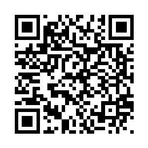 一剑刚好挑在慕以柔一刀的空档之间二维码生成