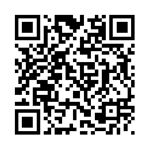 一副既心疼儿子又悔恨动手的模样二维码生成