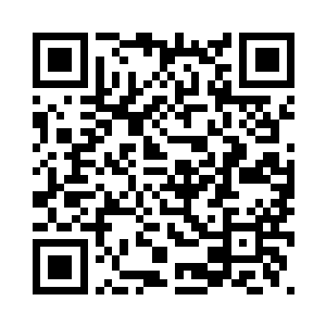 一双柔软而温暖的手从背后插过来二维码生成