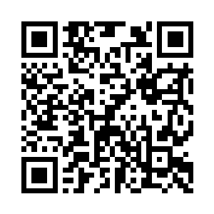 一双洁白的羽翼以难以想象的度挤压着空气二维码生成