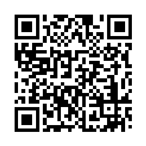 一双深邃醉人的眼眸深处噙着意味不明的神色二维码生成