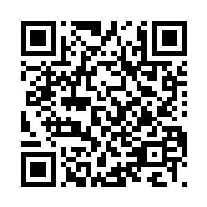 一双眼睛却一眨也不眨地紧盯着龙英杰二维码生成