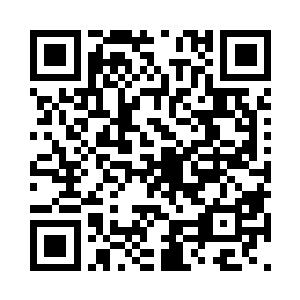 一双醉眼朦胧的美眸痴痴的盯着凌云的脸庞二维码生成