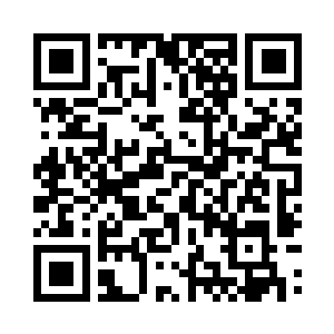 一只手不经意碰到了他西装下藏着的皮带二维码生成