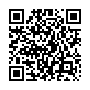 一只手却是一把蛮横的夺过了他手里的玫瑰花二维码生成