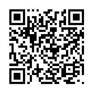一只更加脏污的手从黑暗中猛地抓来二维码生成