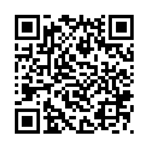 一只金色傀儡从宝箱里面钻了出来二维码生成