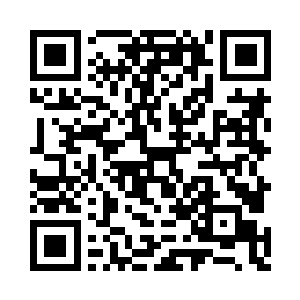 一名服务生立即脸庞拱着职业的微笑迎了上前二维码生成