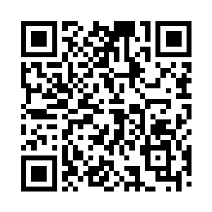 一名金色头发的男子顿时有些不解的询问道二维码生成