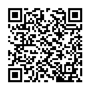 一向有涵养的觉明和尚就曾一拳砸在身前的茶具上二维码生成