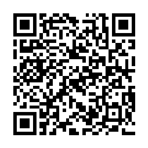 一声大吼硬是转过身一个凶狠的头槌向李川的拳头撞去二维码生成