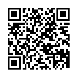 一大盆子的冰块就摆放在了竹椅的旁边二维码生成