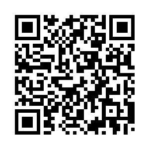 一对明眸盯着下方狼藉的血色湖面二维码生成