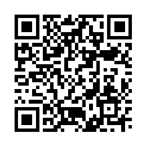 一张照片从空中缓缓的飘落了下来二维码生成