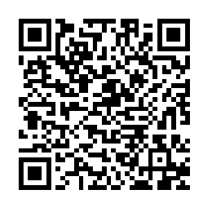 一想到他们不久之前在这间房间里在不远处的那张床上风卷残云二维码生成