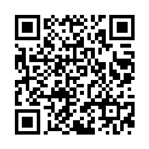 一手不断地掐动法诀在夺取着山河谱二维码生成