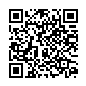 一手拉着秀秀一手拉着日本妞就退回了洗手间二维码生成